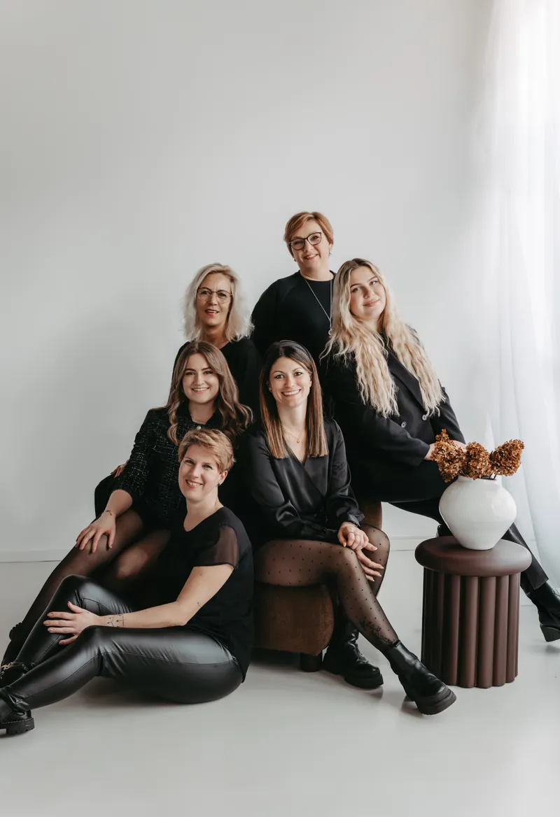 Das Team von HAARFreu[n]de